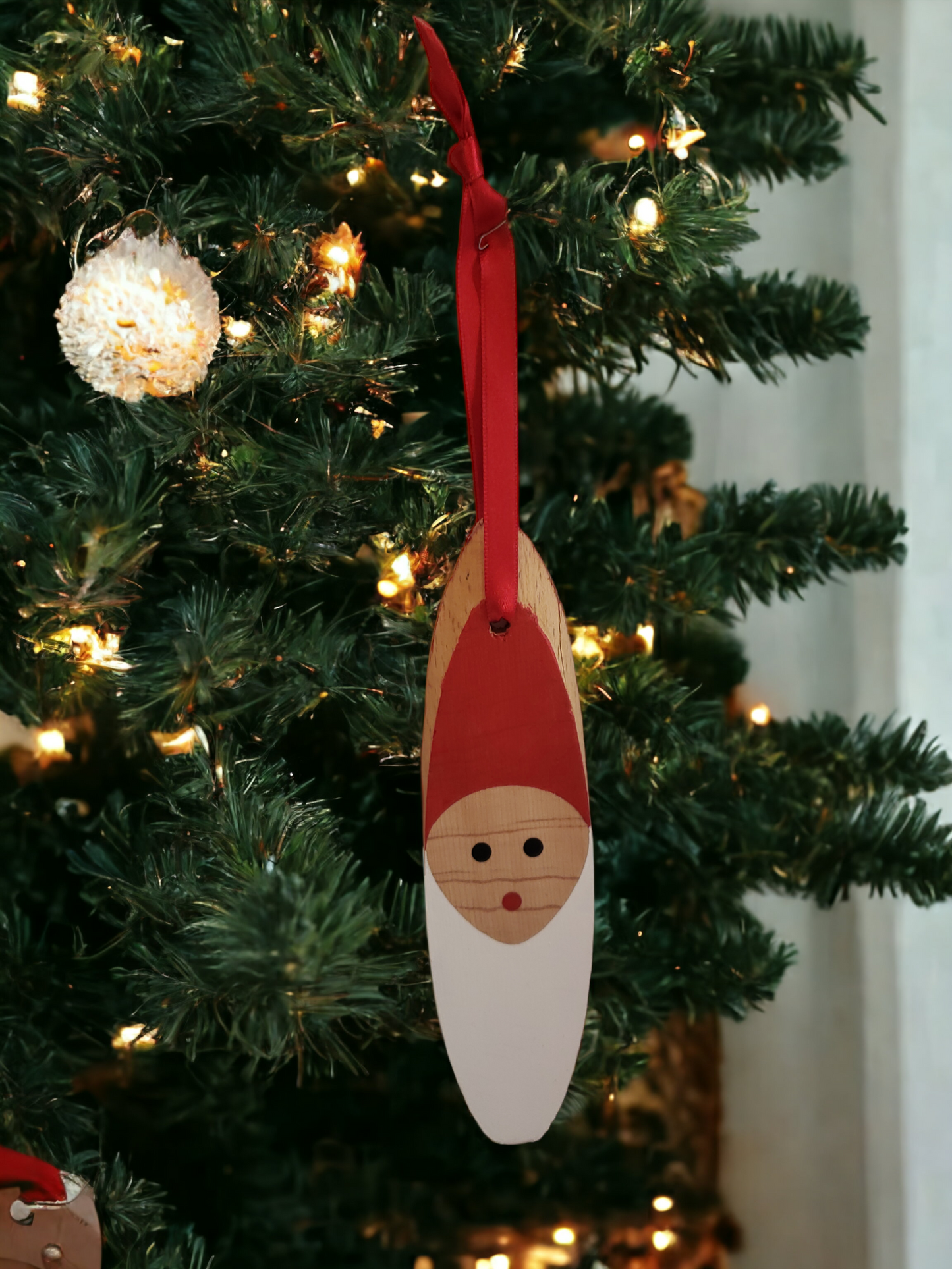 Wooden Christmas tree hanger (Santa Claus head)